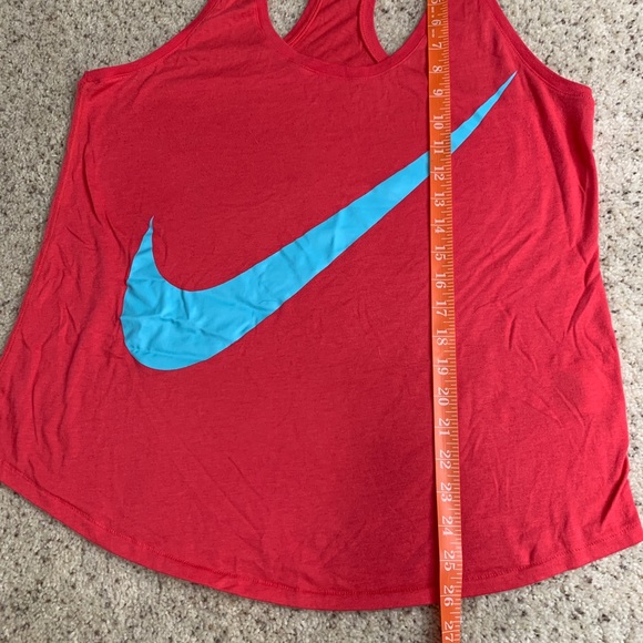 Preloved Nike Tank Top - Picture 6 of 7